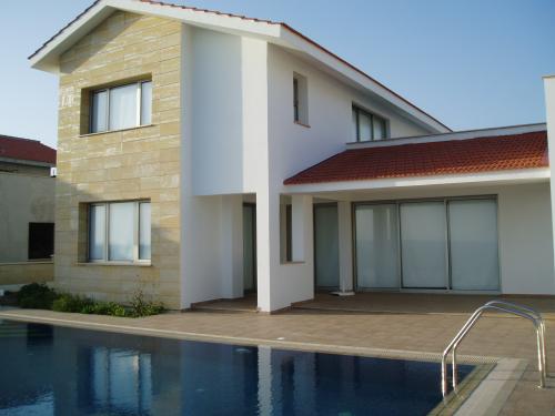 cyprus property for sale villa for sale larnaca cyprus buy cyprus property